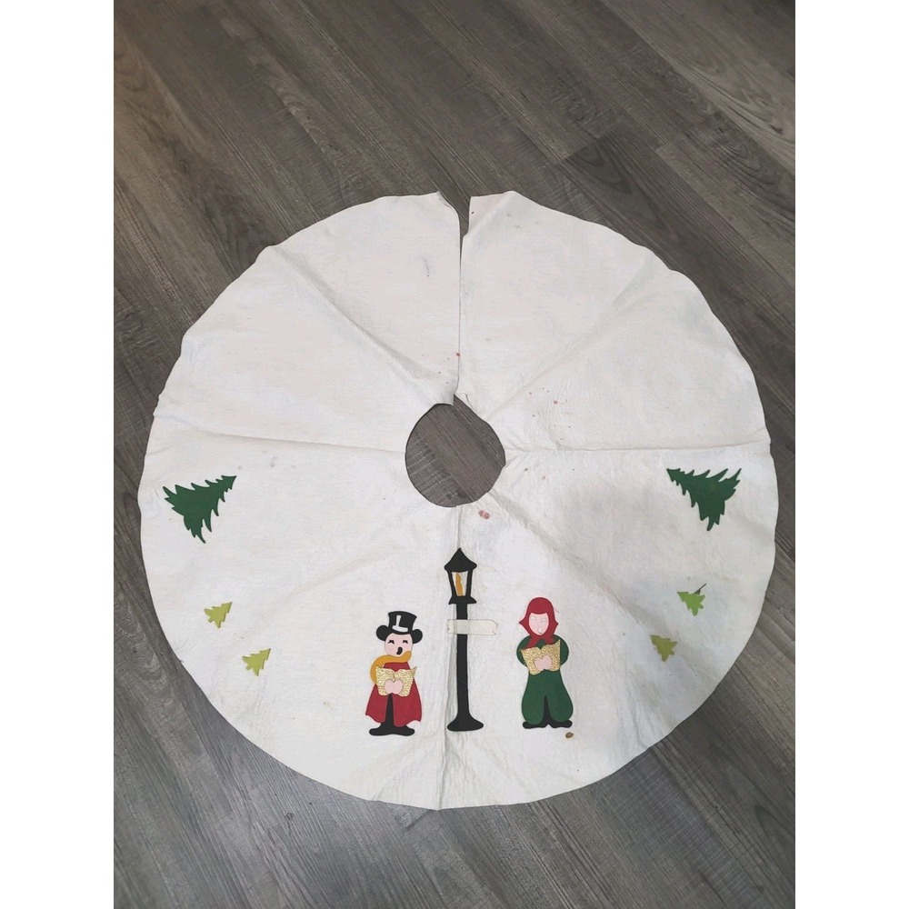 Vintage Christmas felt tree skirt carolers